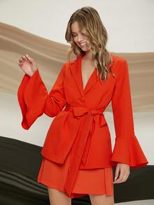 SHEIN 喇叭袖單排釦腰帶西裝外套 - 紅色 - 查看 3