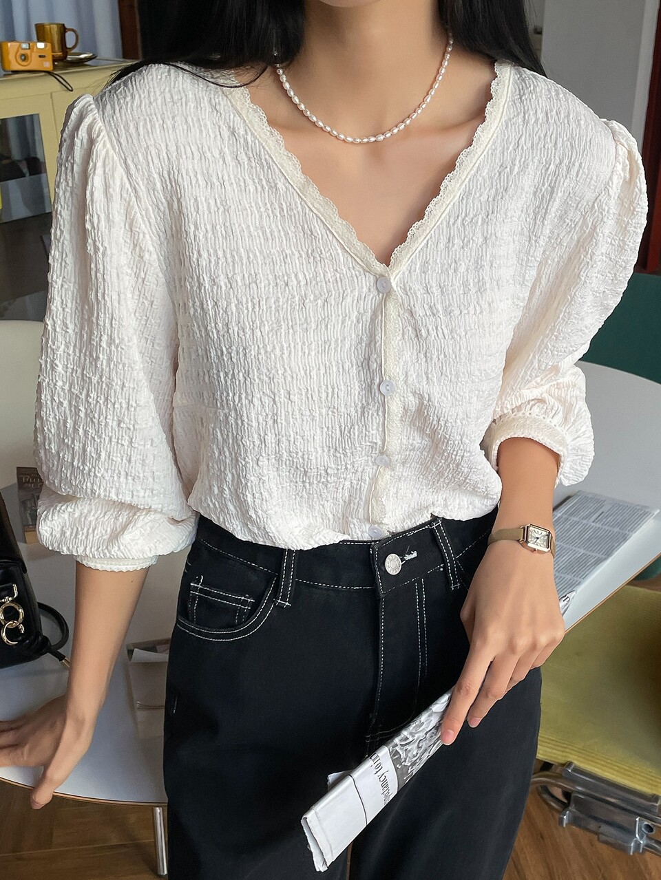 V-neck Puff Sleeve Solid Blouse