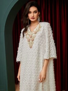 Al Najma 花卉圖案荷葉袖珍珠釘珠阿拉伯連衣裙 - 白色 - 查看 4