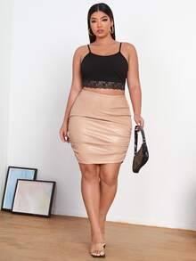 Plus Contrast Lace Crop Cami Top - Black - View 3