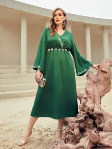 Al Najma Plus Surplice Neck Floral Print Flounce Sleeve Dress Without Belt - Green - View 2