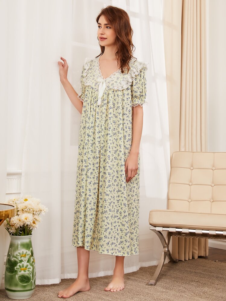 SHEIN 花柄 コントラストレース ノットフロント ルームウェ