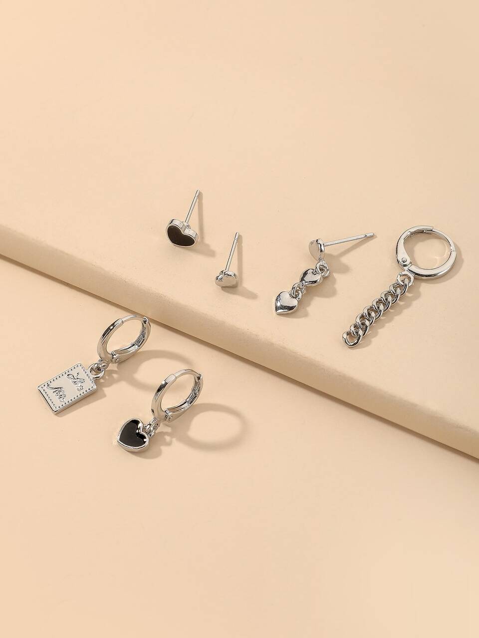 6pcs Heart Decor Earrings
