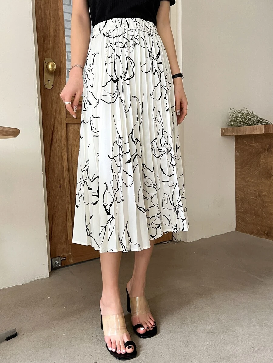 DAZY All Over Print Pleated Skirt - Beige - View 1