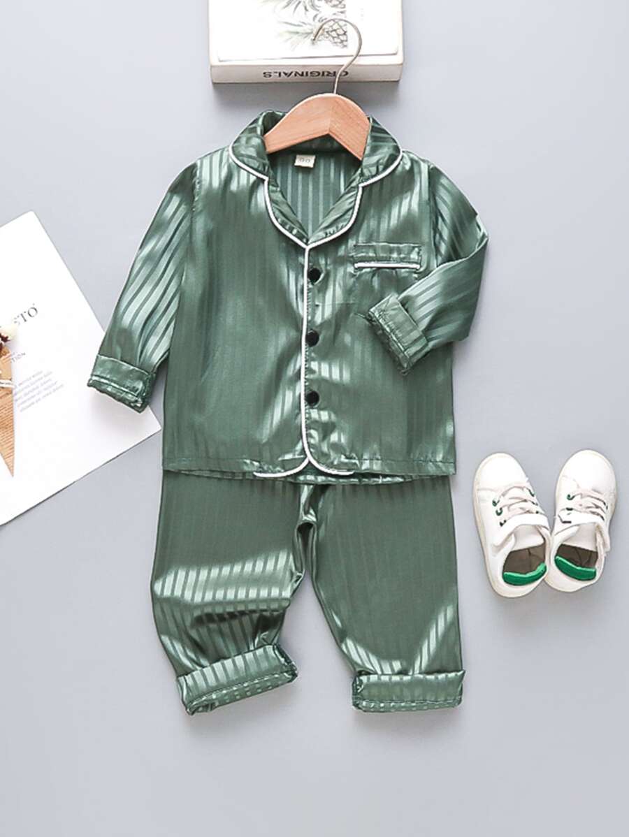 Young Boy Contrast Binding Lapel Neck Satin Sleep Top & Sleep Pants - Dark Green - View 1