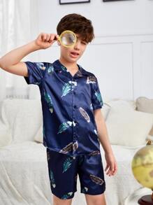 SHEIN 男孩1入組羽毛印花緞面襯衫和1入組短褲睡衣套裝 - 藏蓝色 - 查看 7