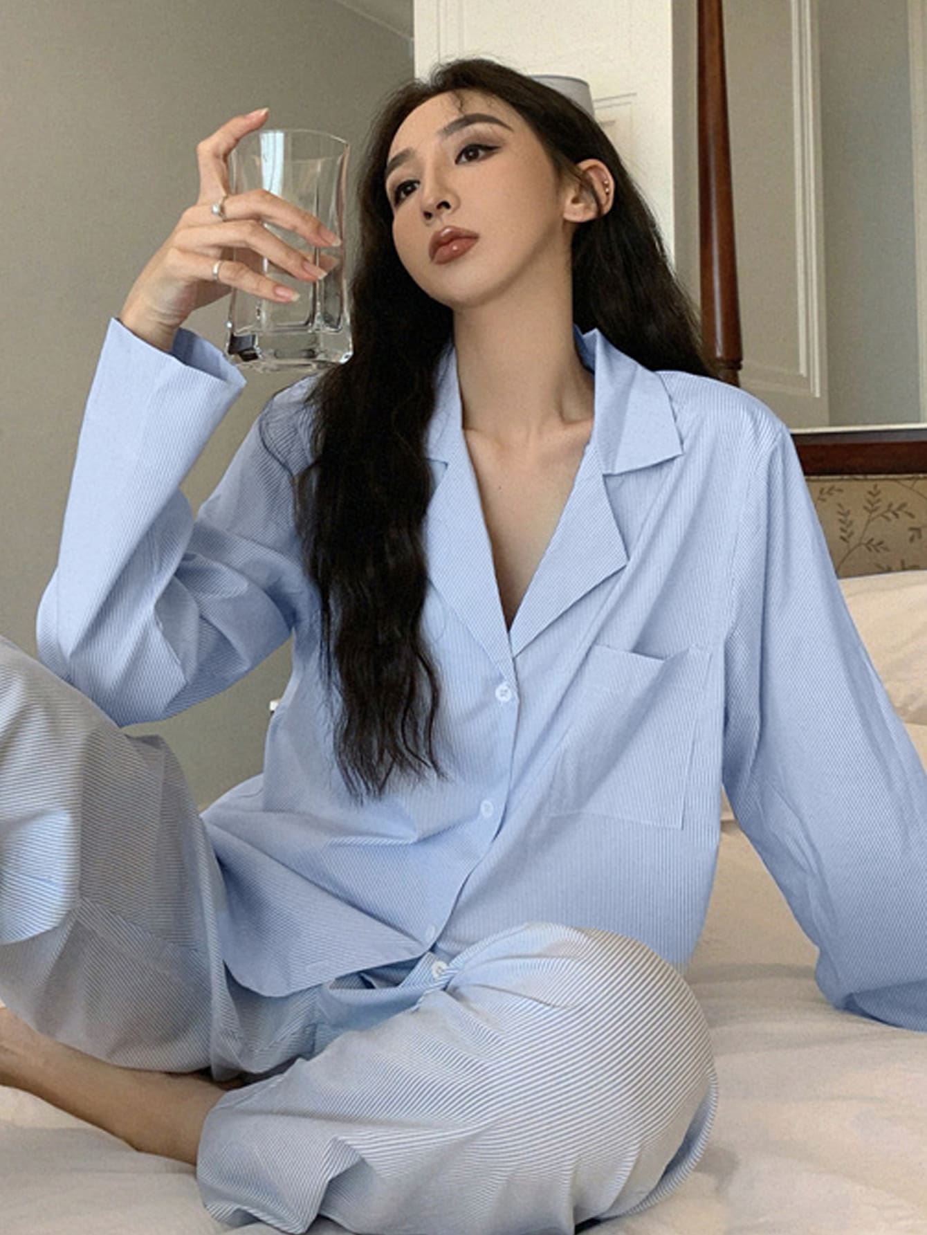 豎條紋西裝領襯衫