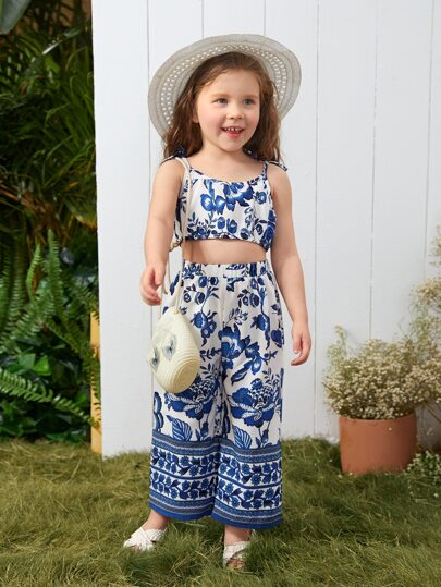 SHEIN Top Cami Y Pantalones De Niña Con Estampado Floral