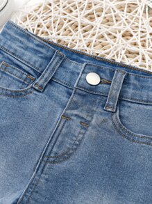小女童破洞毛邊緣牛仔短褲 - 中等水洗藍 - 查看 7
