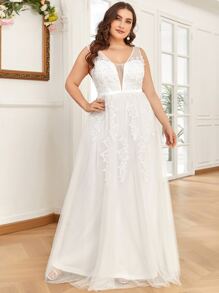 EVERPRETTY Plus Floral Embroidery Mesh Wedding Dress - White - View 4