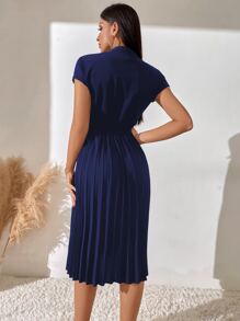 Breezaya Pleated Hem Notched Neckline A-Line Dress Maxi Women Outfit - Navy Blue - View 2