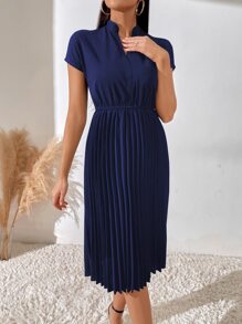 Breezaya Pleated Hem Notched Neckline A-Line Dress Maxi Women Outfit - Navy Blue - View 4
