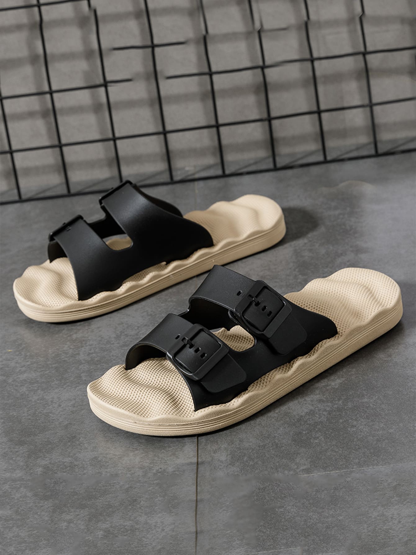 Men Double Buckle Decor Slides