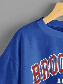 SHEIN Unity Camiseta corta de hombros caídos con estampado de letra - Azul - Ver 3