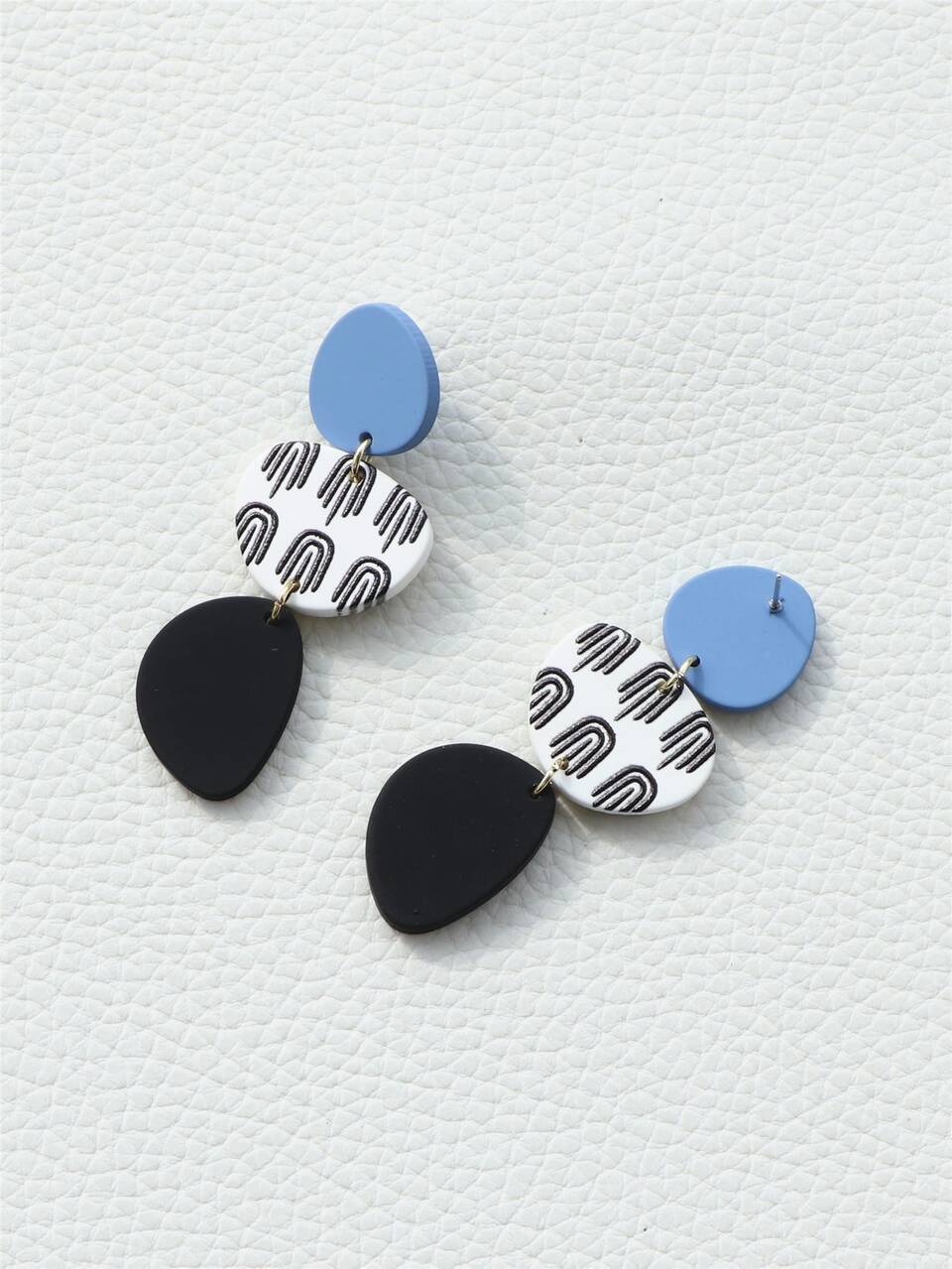 Color Block Geometric Drop Earrings