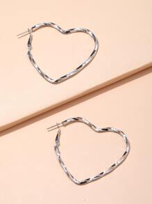 Heart Design Hoop Earrings - Silver - View 3