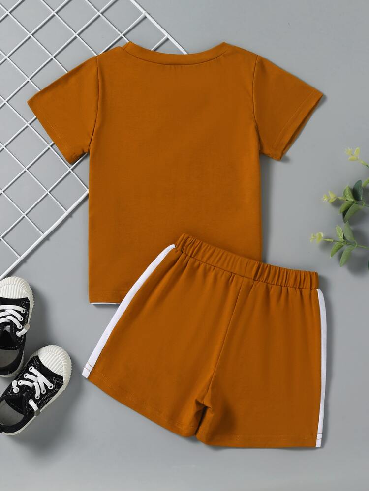 SHEIN 小男童撞色字母圖案T恤和短褲 - 彩色 - 查看 2