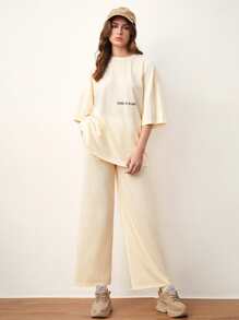 Mulvari Bộ đồ hai mảnh nữ Slogan Giải trí - Màu be - Xem 1