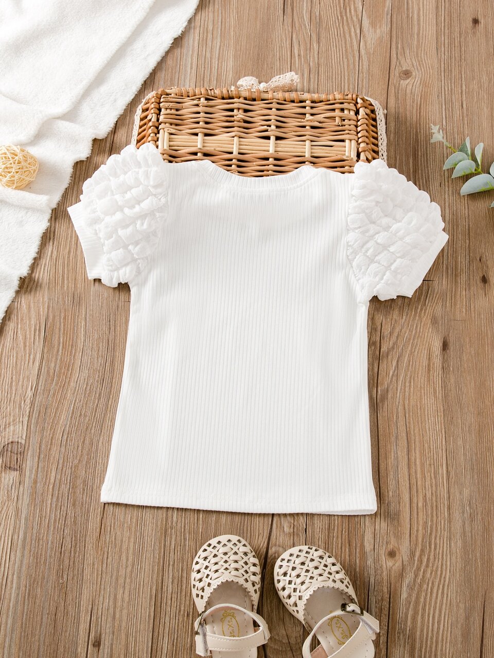 Young Girls White Summer Fashion Knitted Solid Color Rib Textured T-Shirt With Puff Sleeves,Crew Neck Pullover Top For Daily Wear