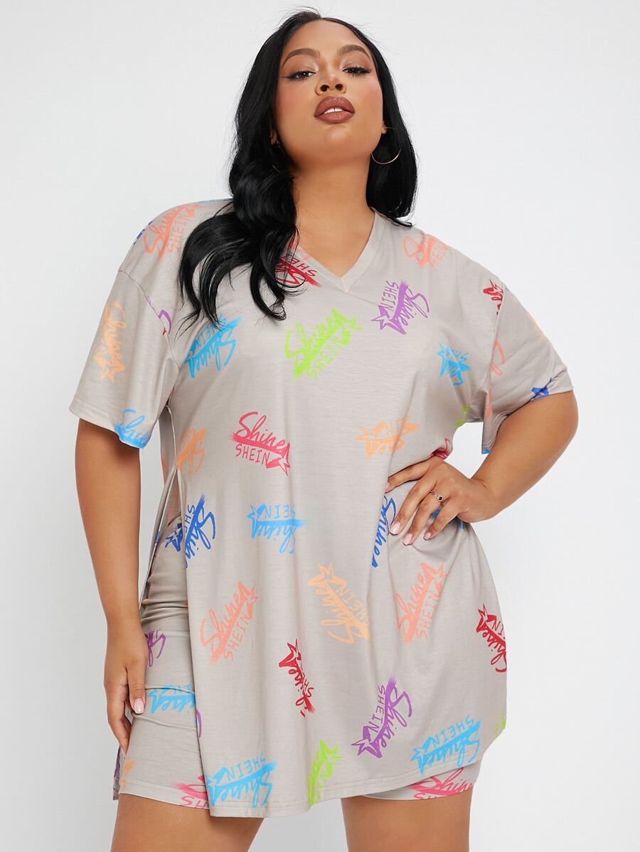 SHEIN EZwear Plus Letter Graphic Drop Shoulder Split Side Tee & Cycling Shorts - Multicolor - View 1