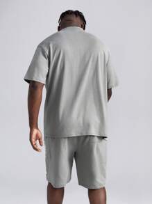 EASEVO Hombres con estampado de slogan Camiseta & de cintura con cordón Shorts - Gris Claro - Ver 2