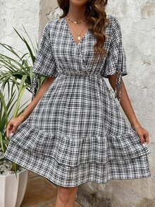 Vestido con estampado de cuadros de manga con abertura de puño con nudo bajo con fruncido - Blanco y Negro - Ver 4