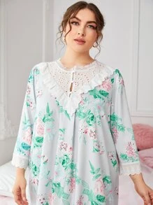Vestido para dormir con estampado floral con bordado con ojal ribete con fruncido