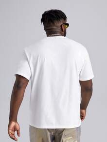 EASEVO 男士日文圖案和汽車印花T恤 - 白色 - 查看 2