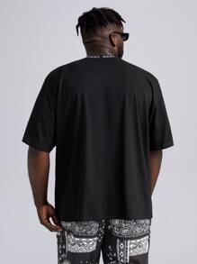 Manfinity RebelGame Áo thun trễ vai dáng rộng dành cho nam Plus - màu đen - Xem 2