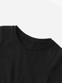 SHEIN Tween Girls Cropped Loose Fit Round Neck Letter Print Patchwork T-Shirt - Black - View 3