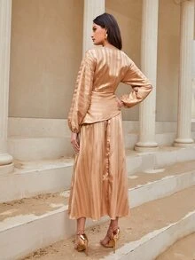 Modelyn 條紋圖案提花燈籠袖緞面上衣和裙子不附腰帶 - 珊瑚橙 - 查看 2