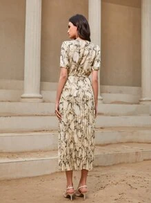 Modelyn Đầm Thắt lưng Xếp li Đá hoa Thanh lịch - Màu be - Xem 2