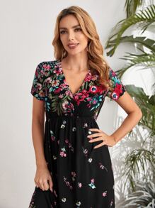 EMERY ROSE Floral Print Surplice Neck Dress - Black - View 4