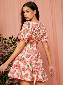 SHEIN 孕婦印花繫帶後泡泡袖上衣和荷葉邊半身裙 - 彩色 - 查看 1