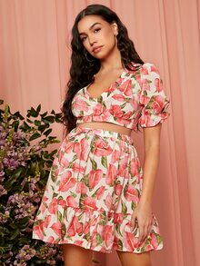 SHEIN 孕婦印花繫帶後泡泡袖上衣和荷葉邊半身裙 - 彩色 - 查看 4