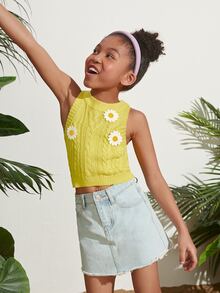 SHEIN Girls Cable Knit Floral Patch Knit Top - Yellow - View 3