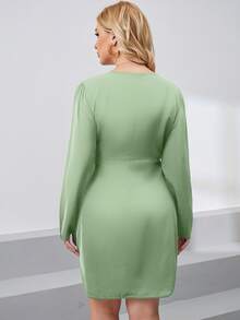 Plus Overlap Collar Ruched Draped Side Dress - Green - View 2