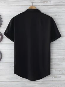 Manfinity Homme Men Button Up Curved Hem Shirt Button Up Shirt - Black - View 2