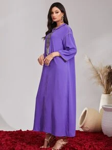 Al Najma 对比色带流苏装饰接缝细节落肩 Djellaba 端庄长袖阿拉伯连衣裙，卡夫坦 - 紫羅蘭色 - 查看 4