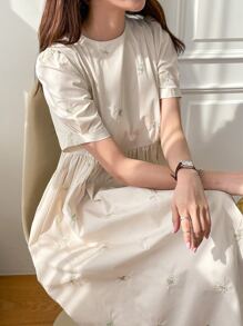 DAZY Floral Embroidery Puff Sleeve High Waist Dress,Casual Women Dresses - Apricot - View 8