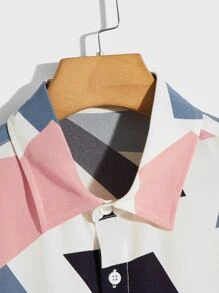 Manfinity RebelGame Men Color Block Geo Print Shirt - White - View 3