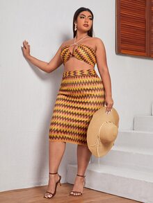 SHEIN VCAY 大碼鋸齒形印花流蘇後背繫帶繞頸短上衣和半身裙 - 彩色 - 查看 5