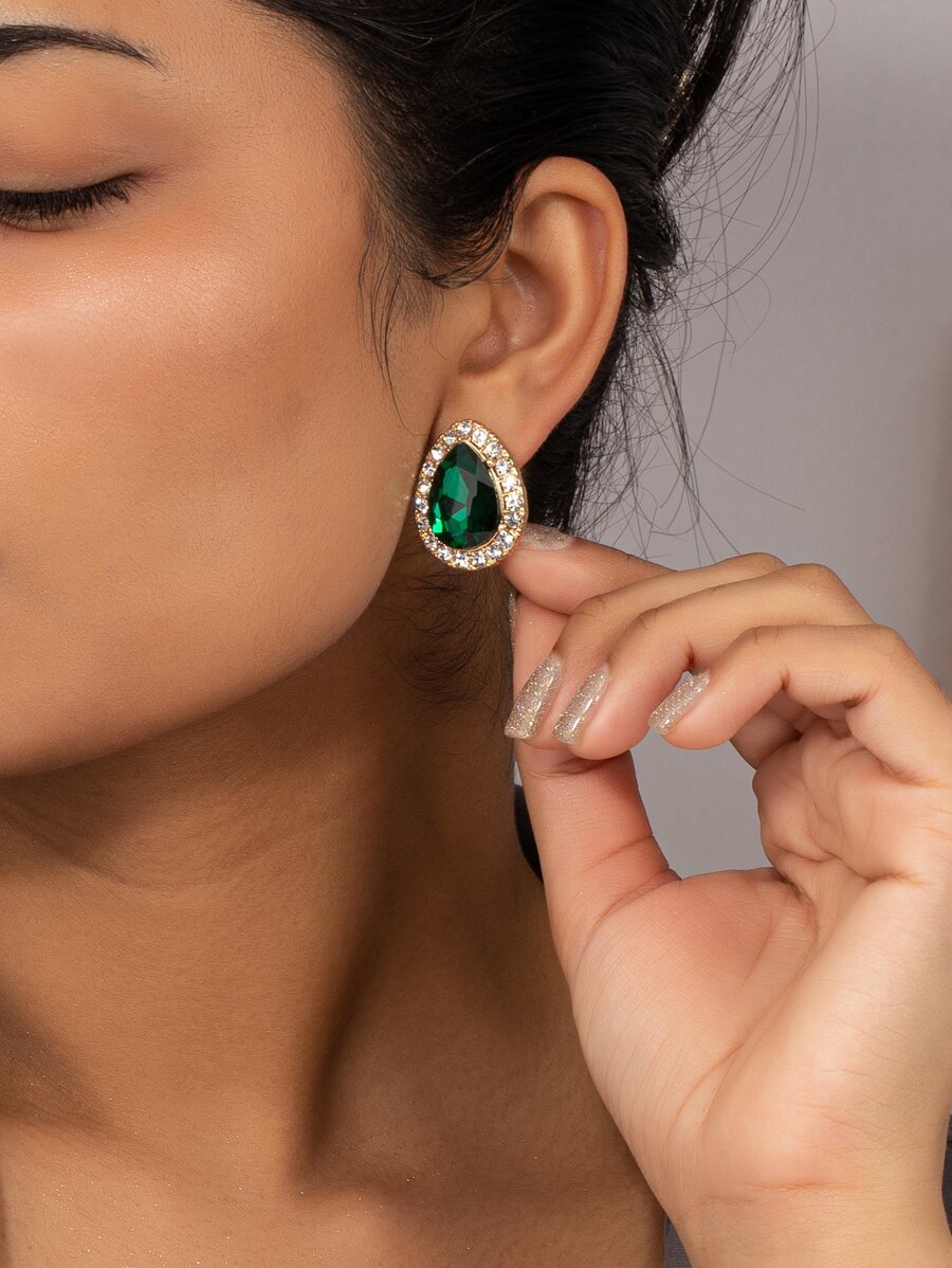 اقراط مسماري حجر الراين قطرة ماء