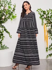 Mulvari Geo Print Notch Neck Bell Sleeve Dress - Black and White - View 1
