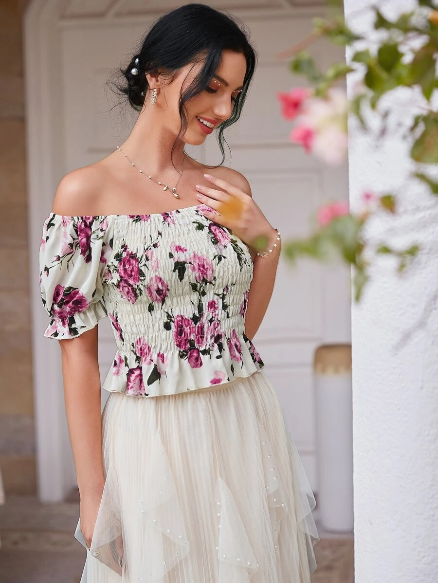Seusyu Floral Print Off Shoulder Shirred Blouse - White - View 1