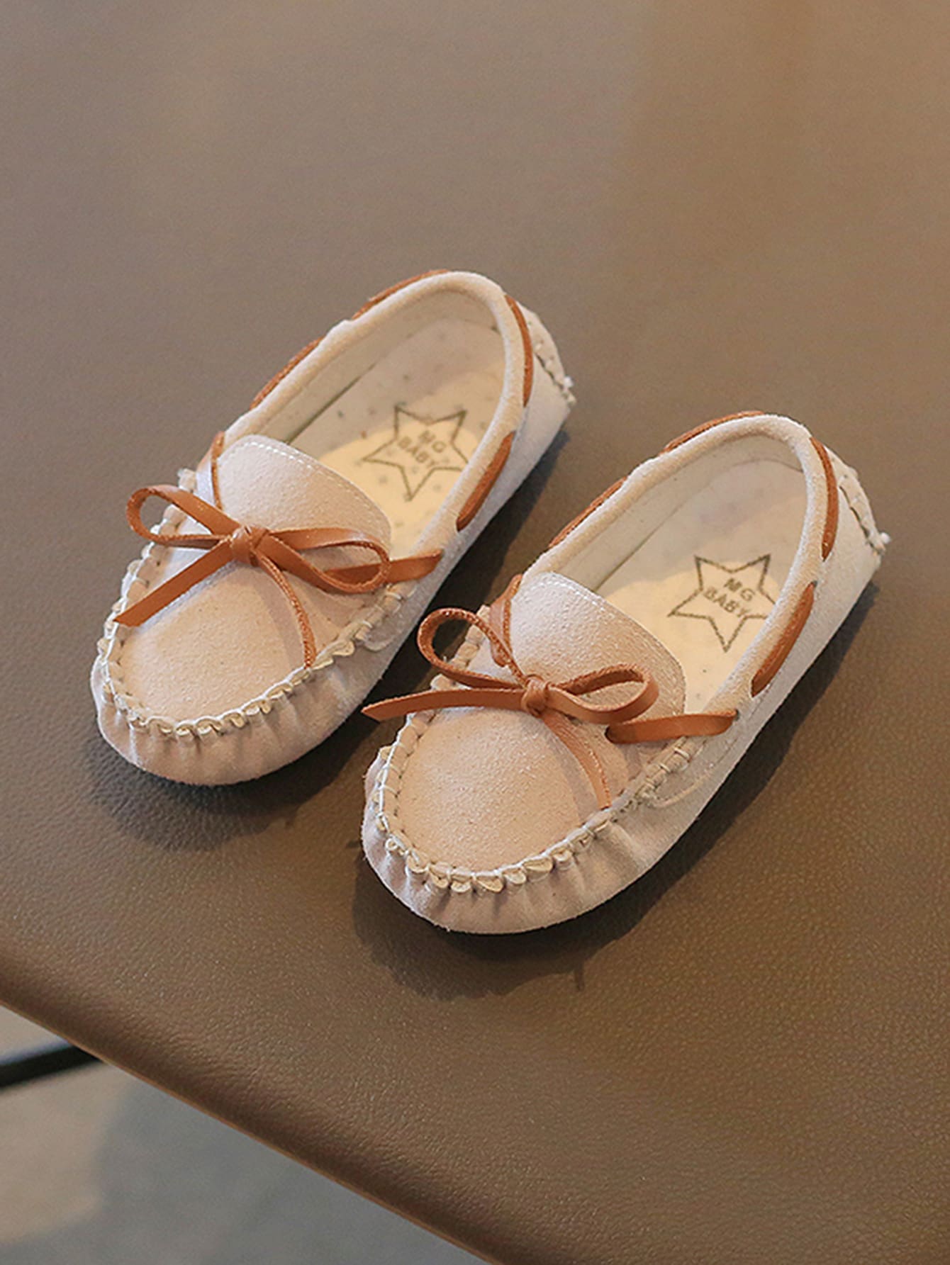 Giày búp bê trẻ em Nơ Bướm màu trơn - Màu be - Xem 1