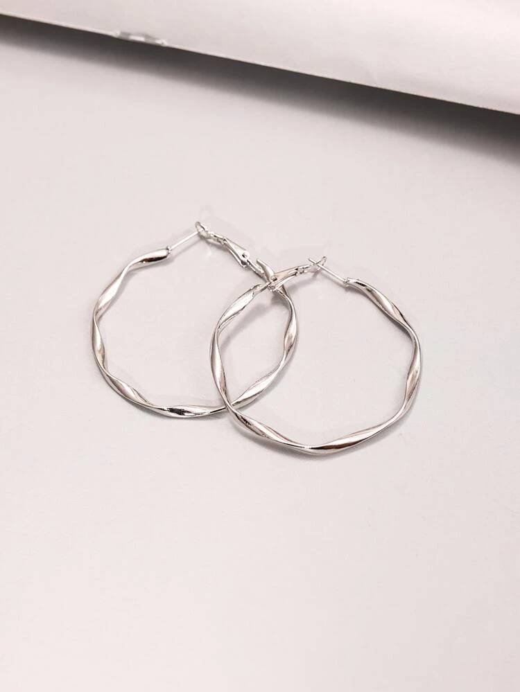 Twist Design Hoop Earrings