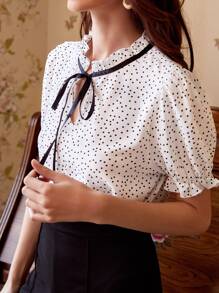 SHEIN Unity 繫帶領波卡圓點上衣 - 白色 - 查看 4
