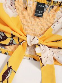 SHEIN VCAY Top de tirante con cordón delantero fruncido floral grande con shorts - Amarillo - Ver 4
