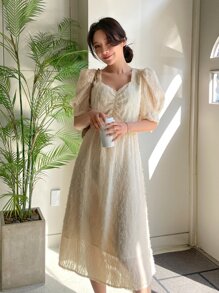 DAZY 雞心領口泡泡袖連衣裙 - 杏色 - 查看 4